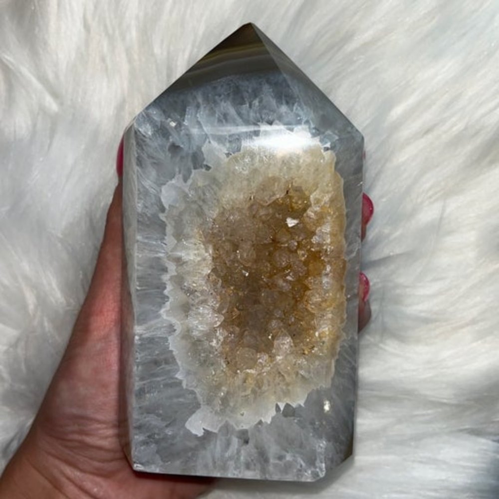 XXL Druzy Agate Tower - Picture 1 of 13